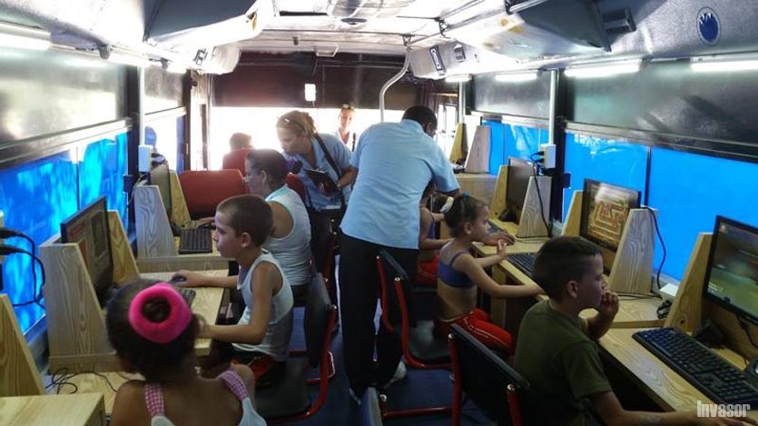 Joven Club en movimiento