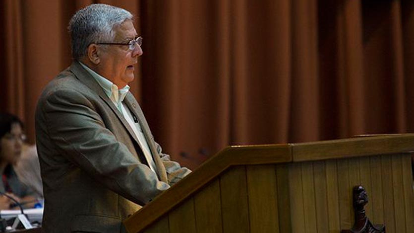 Parlamento cubano extiende mandato de actual legislatura