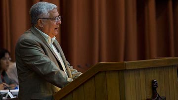 Parlamento cubano extiende mandato de actual legislatura