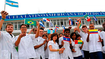 Graduados en la ELAM