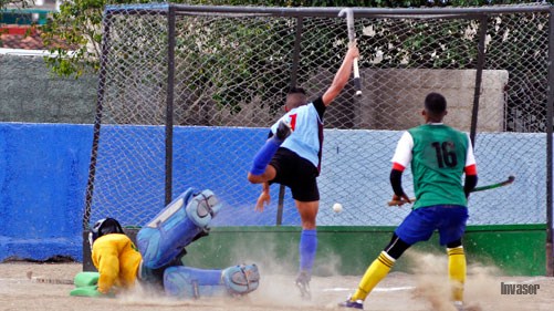 int hockey sobre cesped