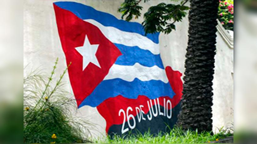 Bandera cubana y del 26 de julio