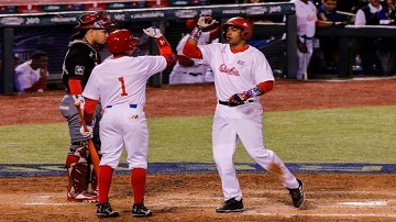 Raúl González dio el primer jonrón de Cuba en la Serie del Caribe 