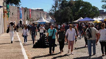 novela sobre Alicia Alonso en Feria Internacional en Cuba