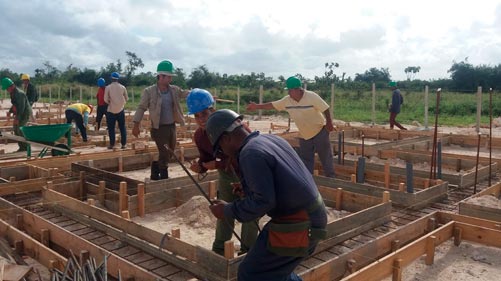 Construcción de petrocasas