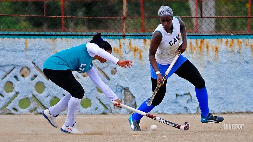 hockey femenino 12