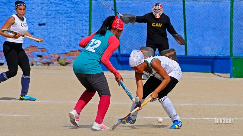 hockey femenino 13