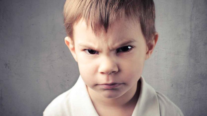 Niño enfadado