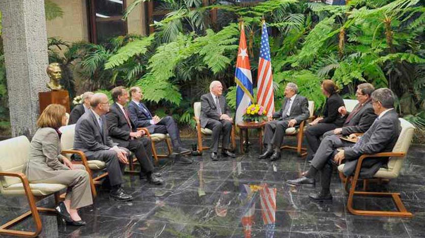 Raúl con delegación de EEUU
