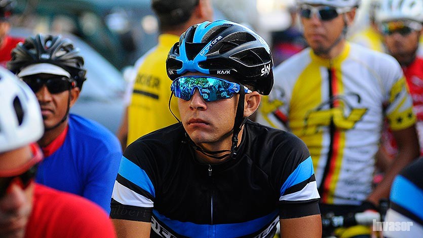 Ciclista a punto de arrancada