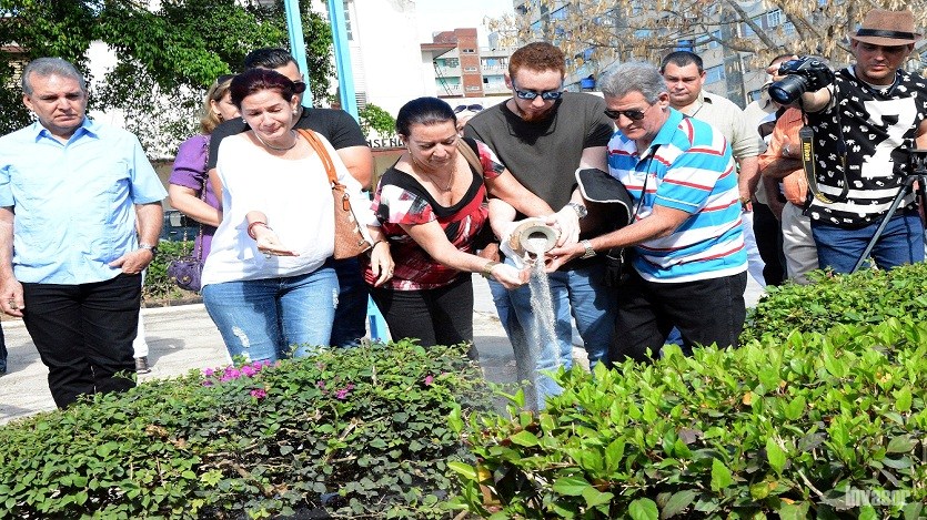 Ceremonia póstuma dedicada a Fernando Alcorta