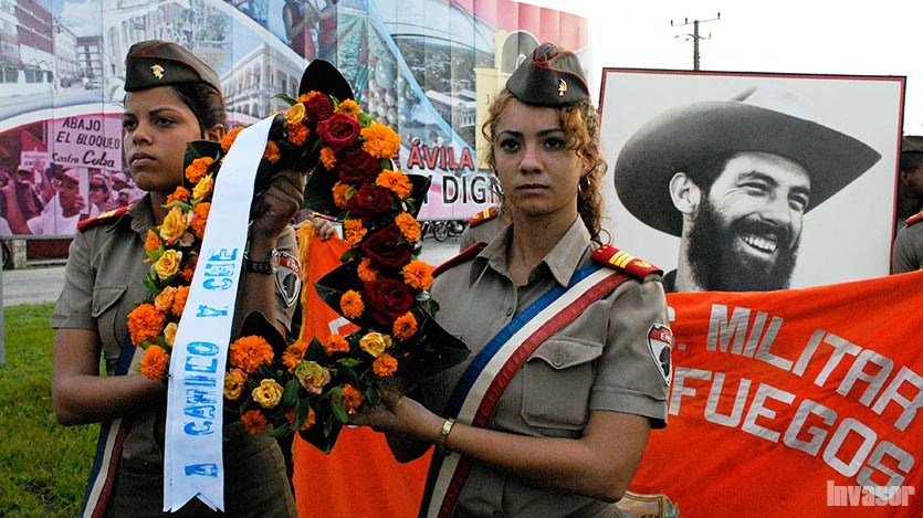 fieles al legado de los héroes