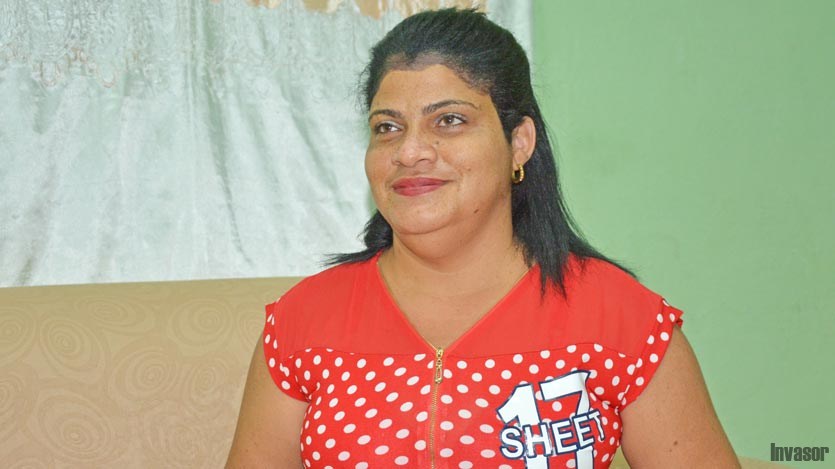 Yalennys Bustamante Bombino, diputada