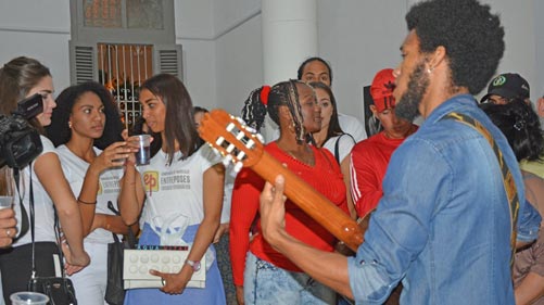 Presentación de César Brown