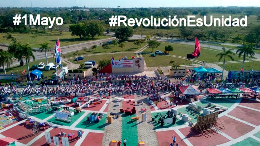 Plaza en 1 de Mayo