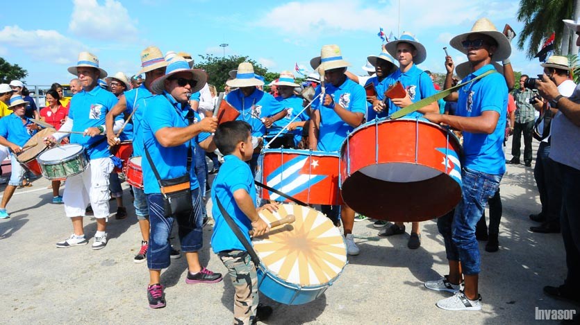 Conga en el desfile por el 1 de Mayo