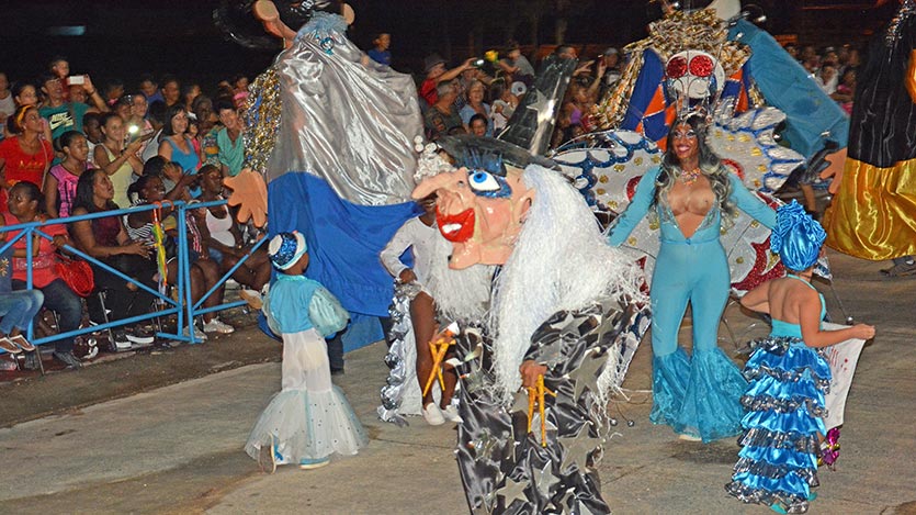 Muñecones