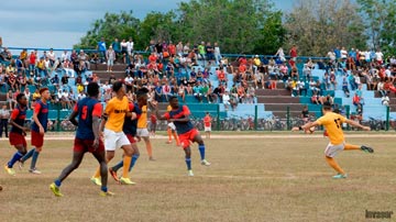 Fútbol: Tiburones de Ciego de Ávila 