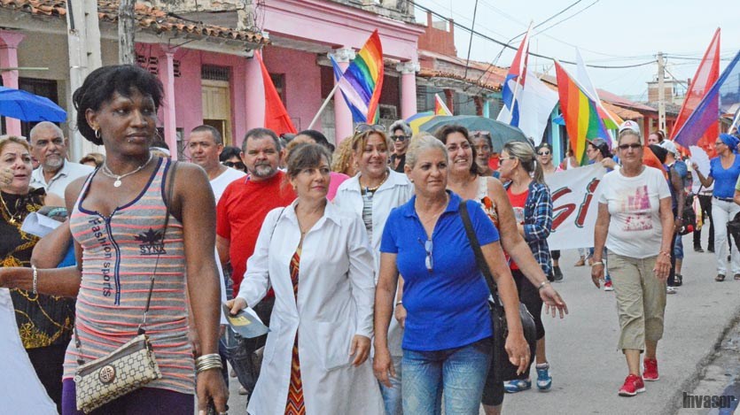 Desfile contra la homofobia
