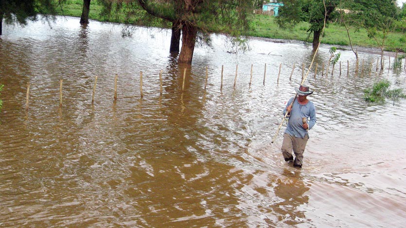 Hombre en el agua
