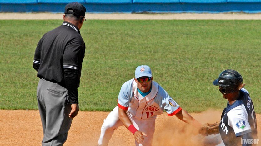 Jugada de béisbol