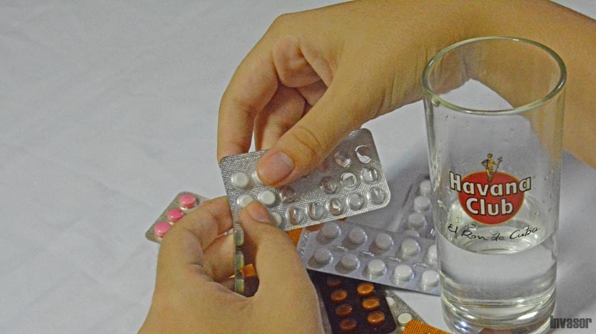 Pastillas y alcohol