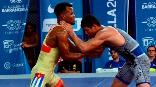 Ariel Fiss en combate