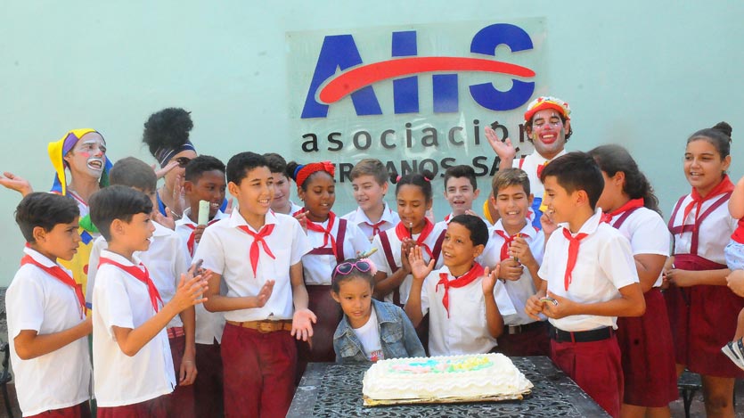 Payasos y niños