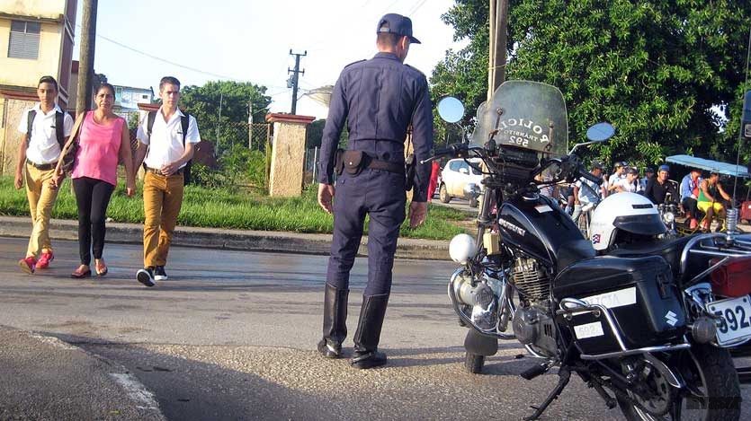 Policía de tránsito