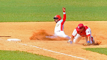 Juego de béisbol