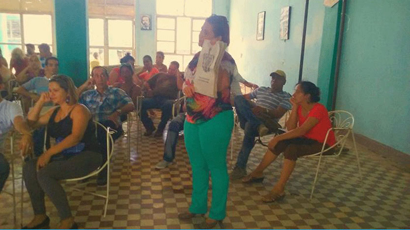 Trabajadores debaten Proyecto de Constitución