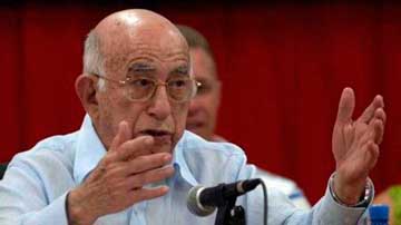 José Ramón Machado Ventura en primer plano