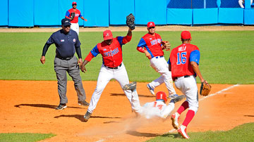Juego de béisbol