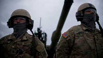 Militares en fila