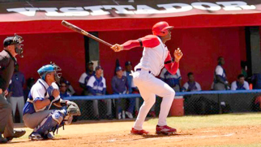 Juego de béisbol