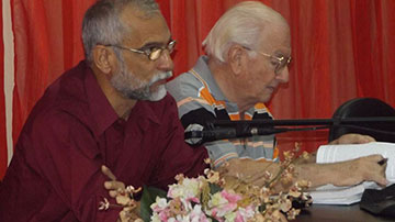 Participantes en el foto de periodismo económico