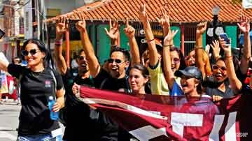 Estudiantes universitarios