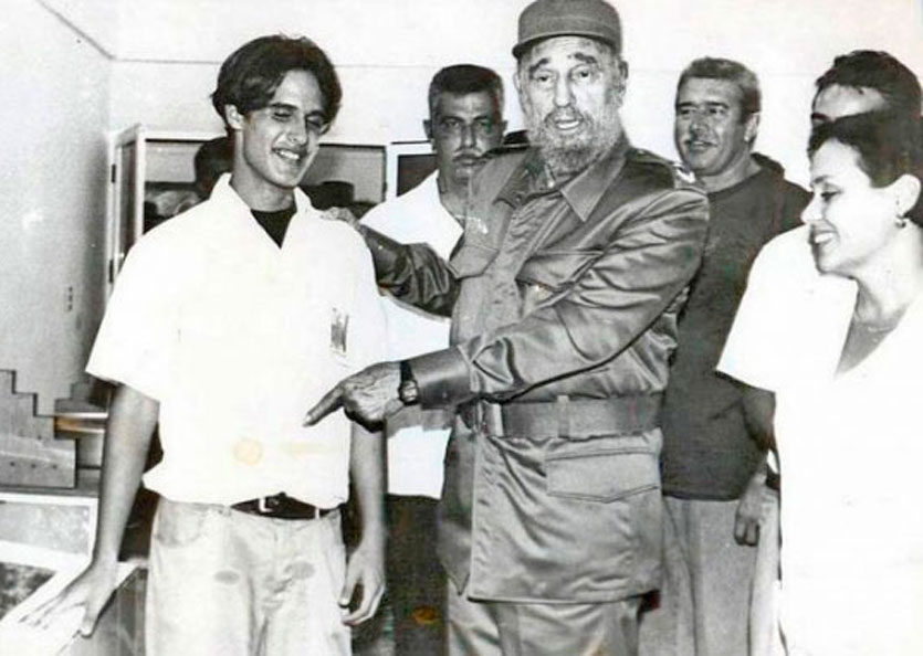 Fidel en escuela de arte
