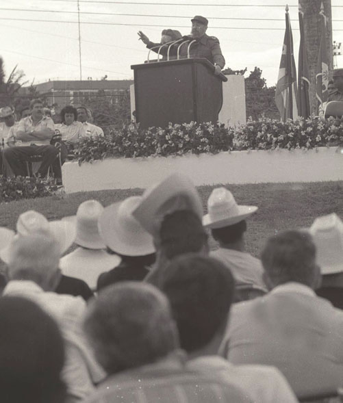 Fidel habla a los avileños