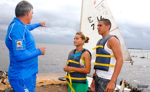 Luis Enrique con sus alumnos