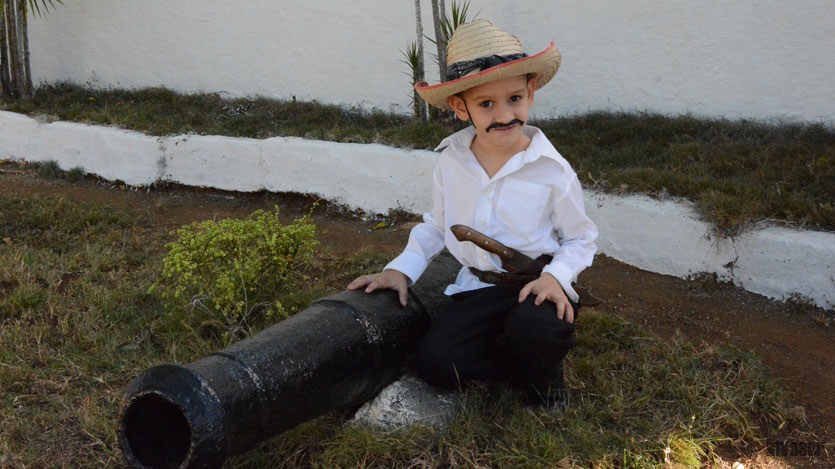 Niño con sombrero
