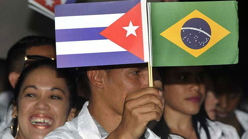Médicos cubanos