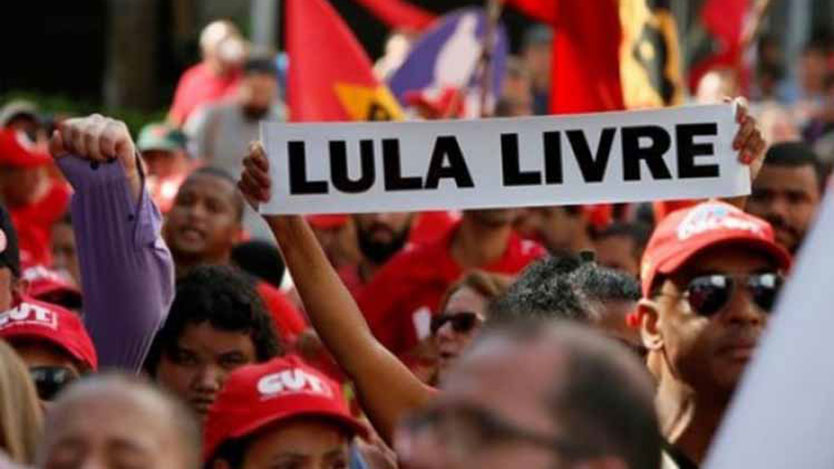 Manifestación Lula Libre