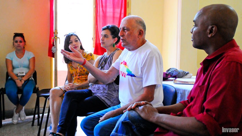 Personas reunidas