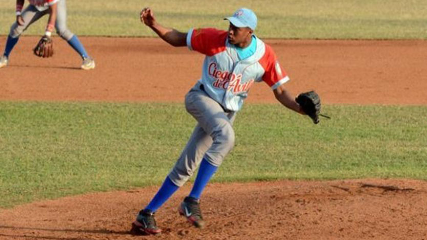 Pelotero Raidel Martínez
