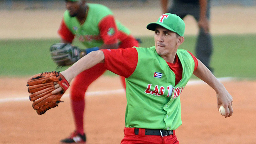 Juego de béisbol