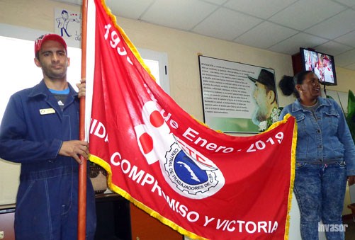personas con bandera
