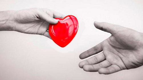 Manos con corazón