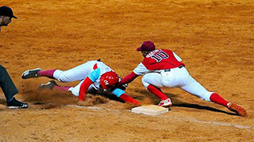 Juego de béisbol