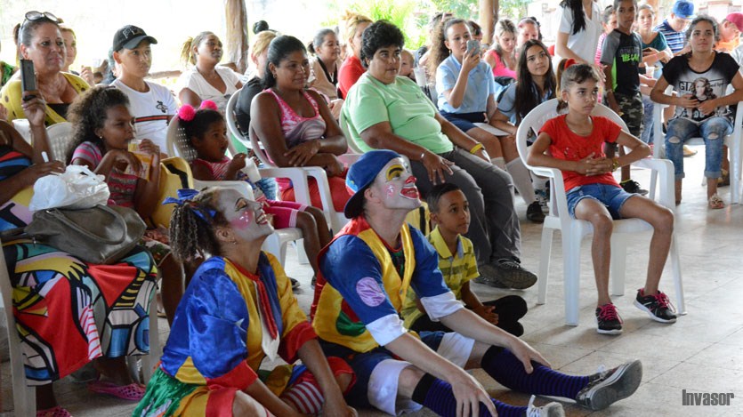 Actividad con payasos
